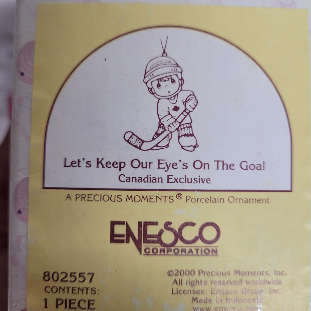 Precious Moments Let's Keep Our Eye's On The Goal Hockey Ornament 802557 2000